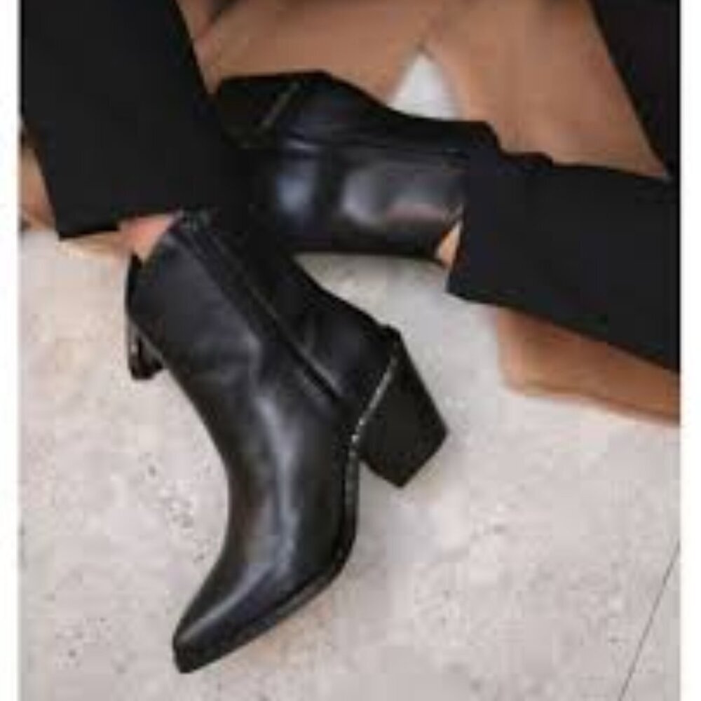 Coach Justina  Black Ankle Booties with Studded Sole Women Size 8